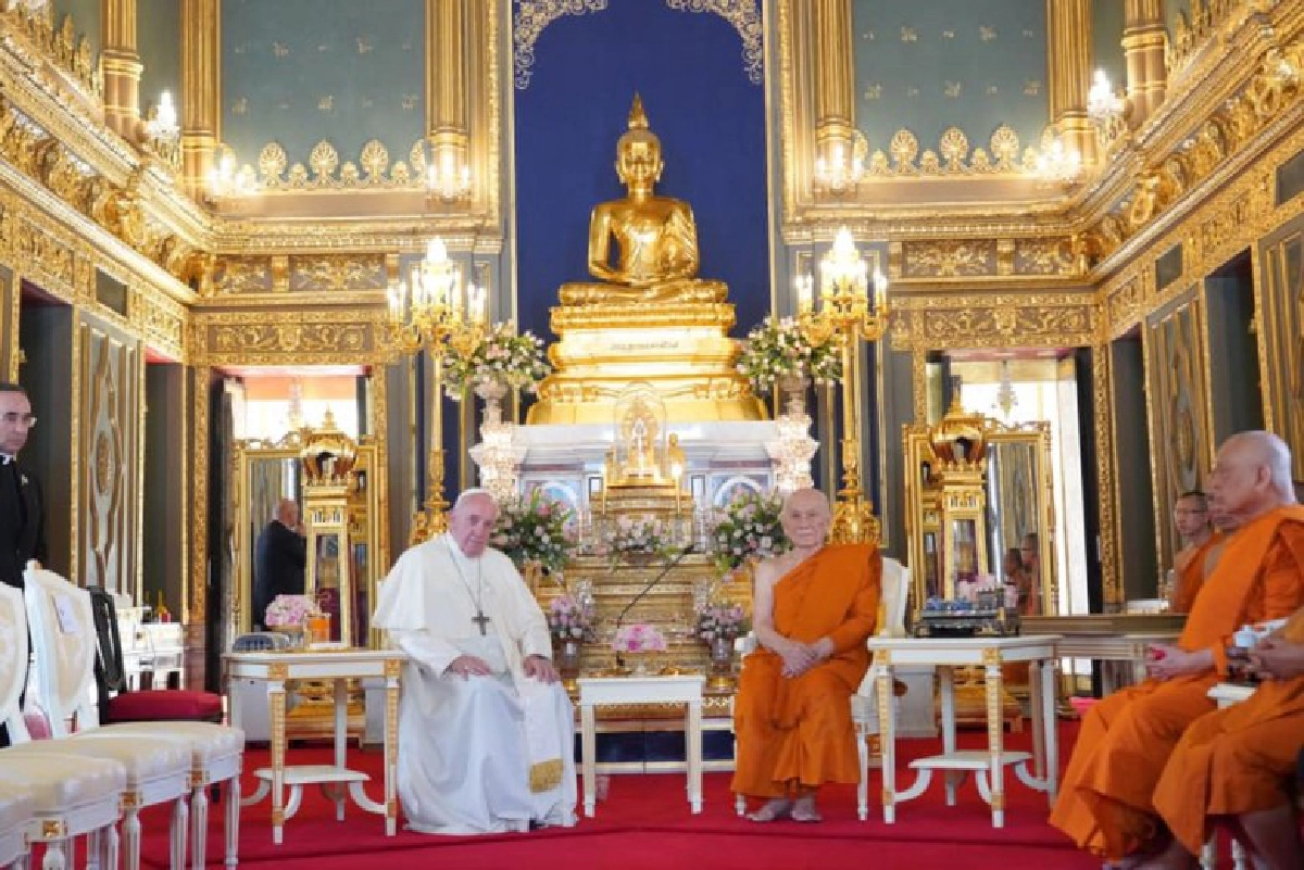 สัมพันธภาพ 2 ผู้นำศาสนา สุดงดงามยิ่ง