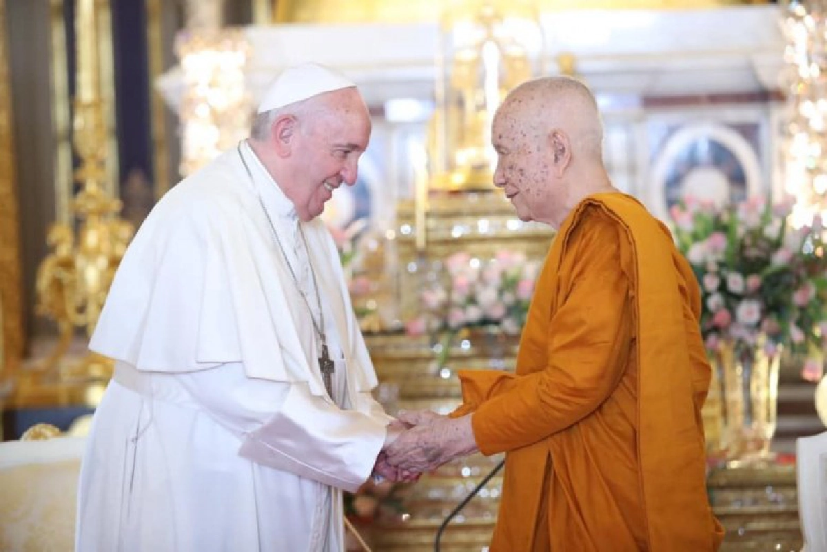 สัมพันธภาพ 2 ผู้นำศาสนา สุดงดงามยิ่ง