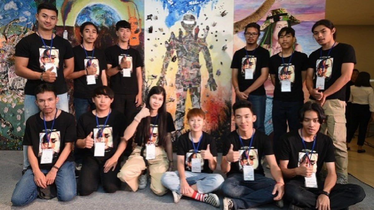 ส่งเสริมงานศิลปะกับโครงการ ดาวเด่นบัวหลวง101