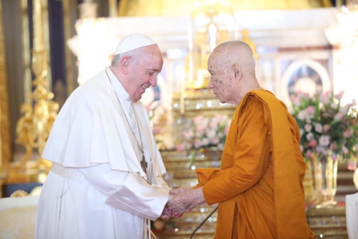 สัมพันธภาพ 2 ผู้นำศาสนา สุดงดงามยิ่ง