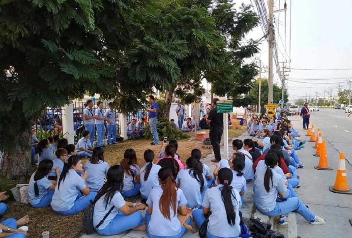 เครียด พนง. บ.อะไหล่รถยนต์ ถูกต่อรองโบนัสน้อยกว่าเดิมเท่าตัว