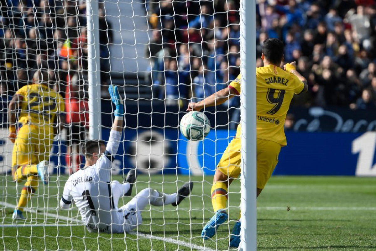 ต่ออายุบัลเบร์เด "บาร์ซา"หืดจับแซงสอย เลกาเนส 2-1