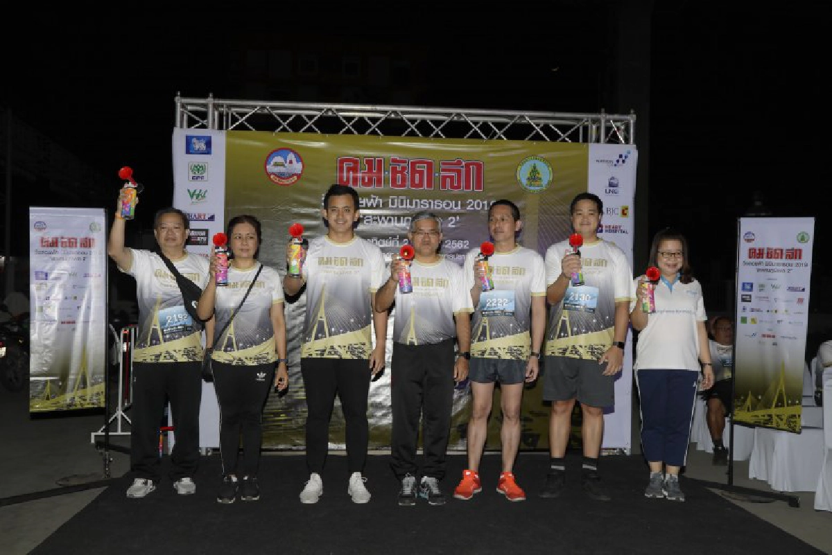 นักวิ่งกว่า 2,000 แห่ร่วมงาน 'คมชัดลึกวิ่งลอยฟ้ามินิมาราธอน'