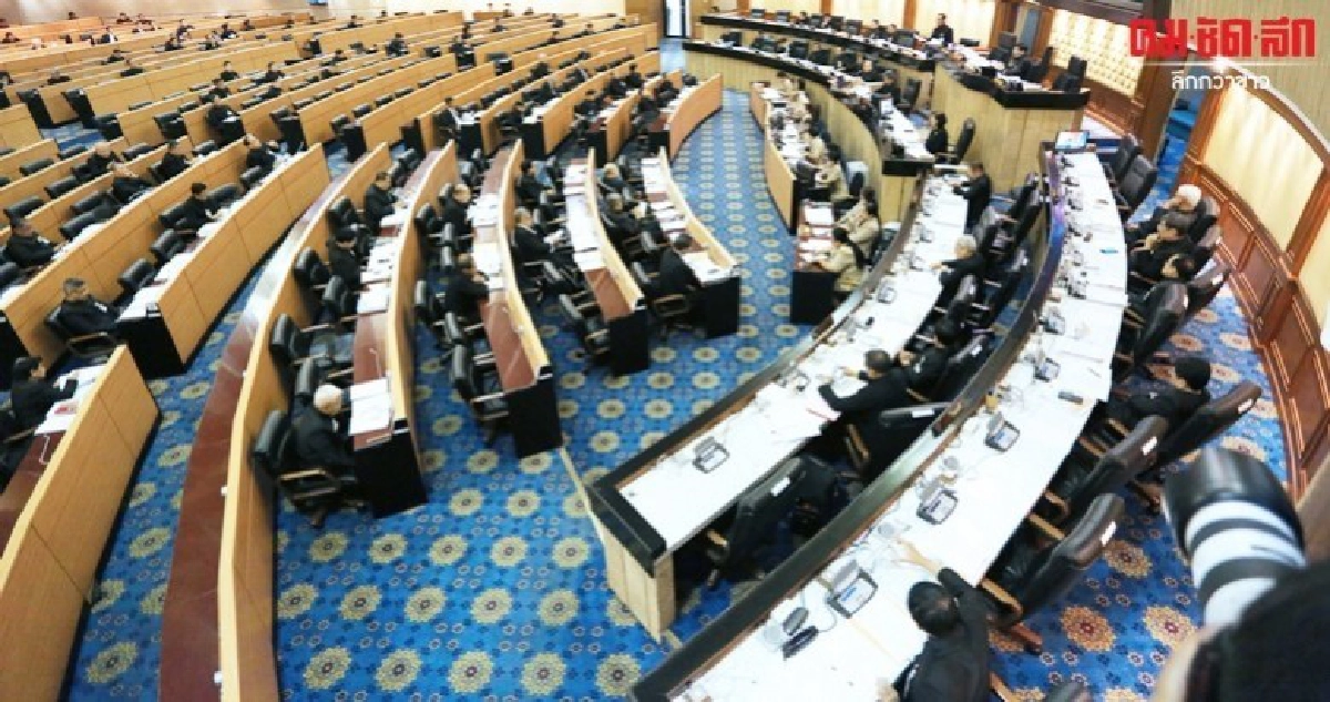 สภาฯ ป่วน จนต้องพักประชุม สภาฯ ป่วน จนต้องพักประชุม