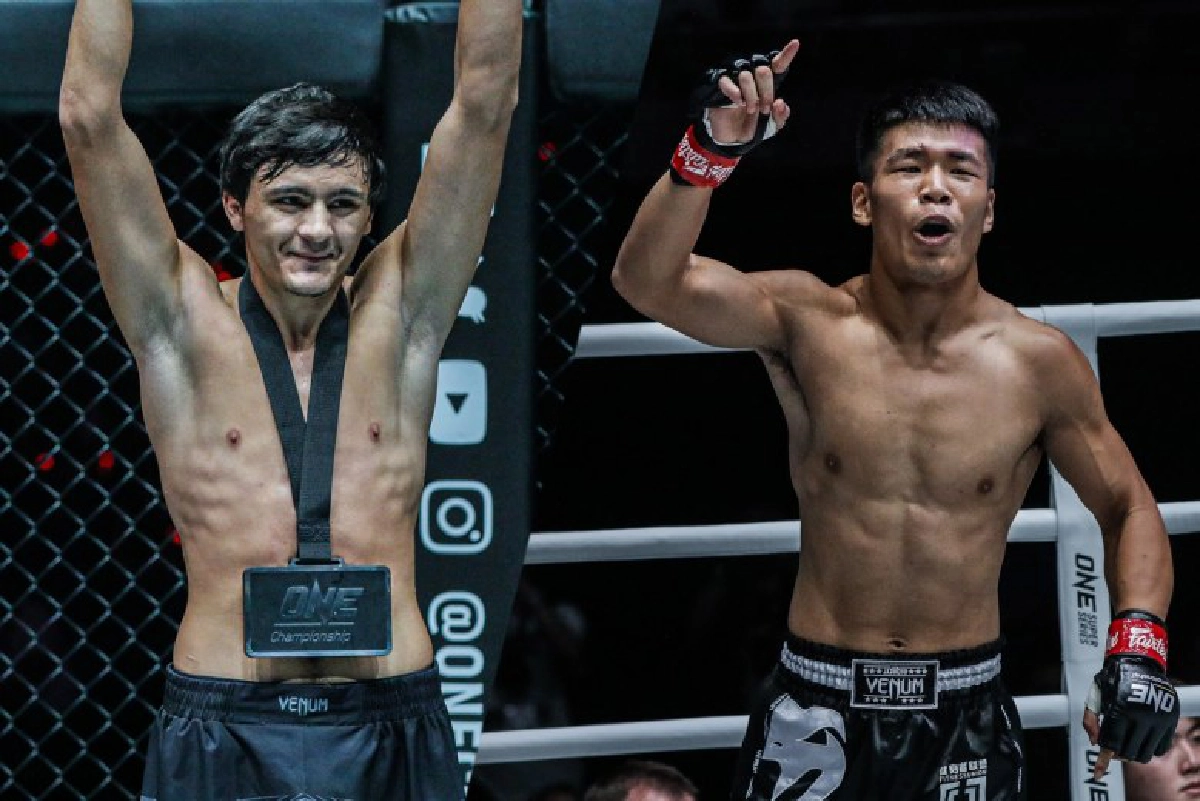 'สามเอ' รุ่นเข็มขัดรุ่นสตรอว์เวตศึกวันฯส่งท้ายปี