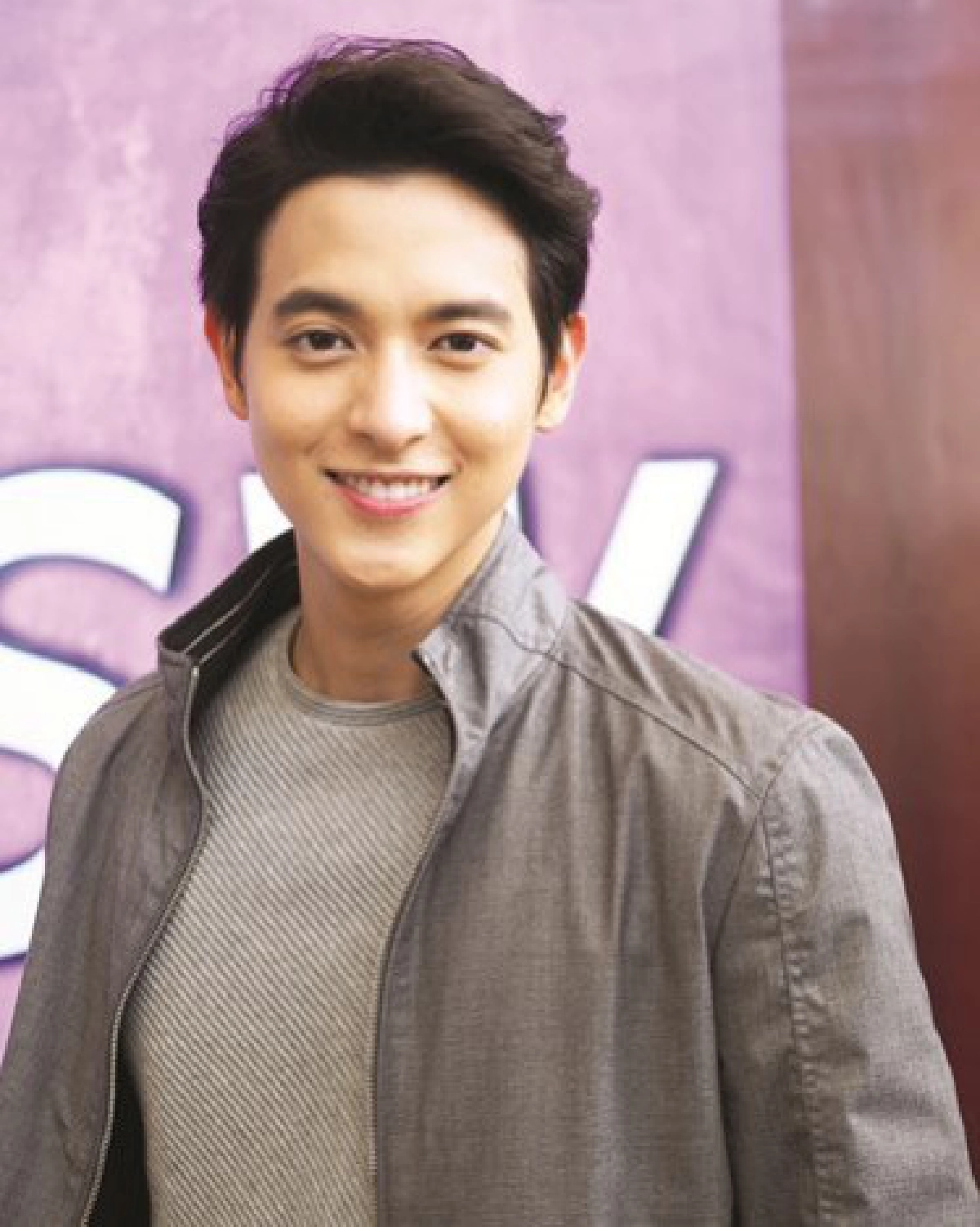 เม้าท์นอกจอ  