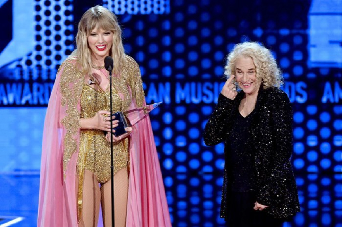 โค่นไมเคิล แจ็คสัน เทเลอร์ สวิฟต์สร้างประวัติศาสตร์หน้าใหม่ 