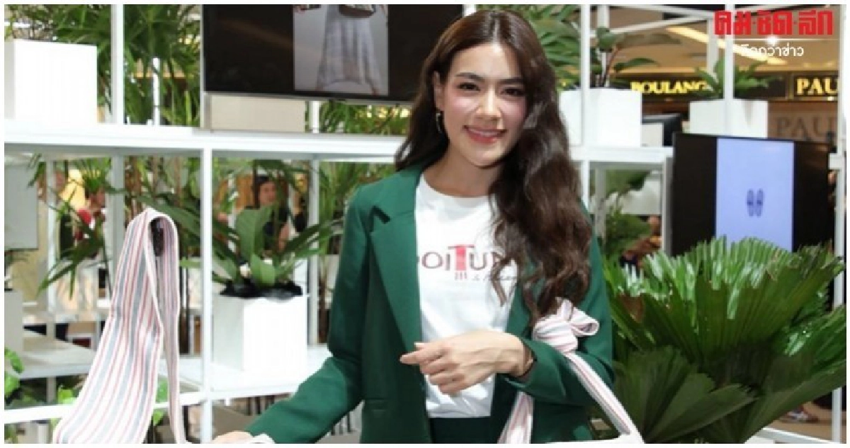 'คิมเบอร์ลี่' ดีไซน์กระเป๋าสุดเก๋ 'คิมเบอร์ลี่' ดีไซน์กระเป๋าสุดเก๋