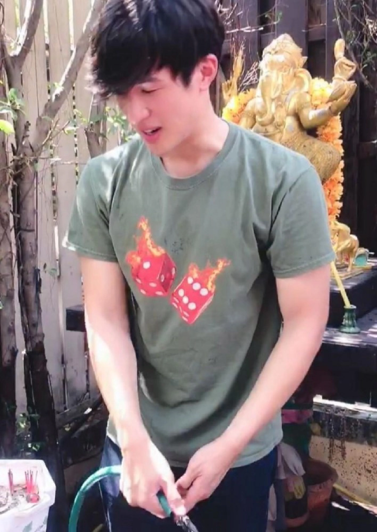 (คลิป) หน้าที่ของ 'เจมส์ มาร์' ที่ต้องทำในบ้าน 'เอ ศภชัย' 