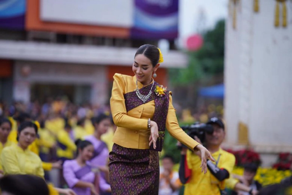 'มิน' เผยความรู้สึกร่วมรำบวงสรวงฉลอง222ปี พร้อมนางรำนับแสนคน