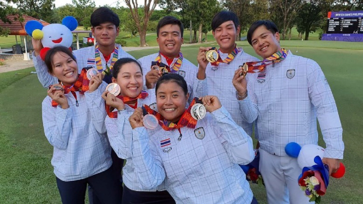ทีมสวิงหนุ่มไทย คว้าทองทีมซีเกมส์ ทีมสวิงหนุ่มไทย คว้าทองทีมซีเกมส์