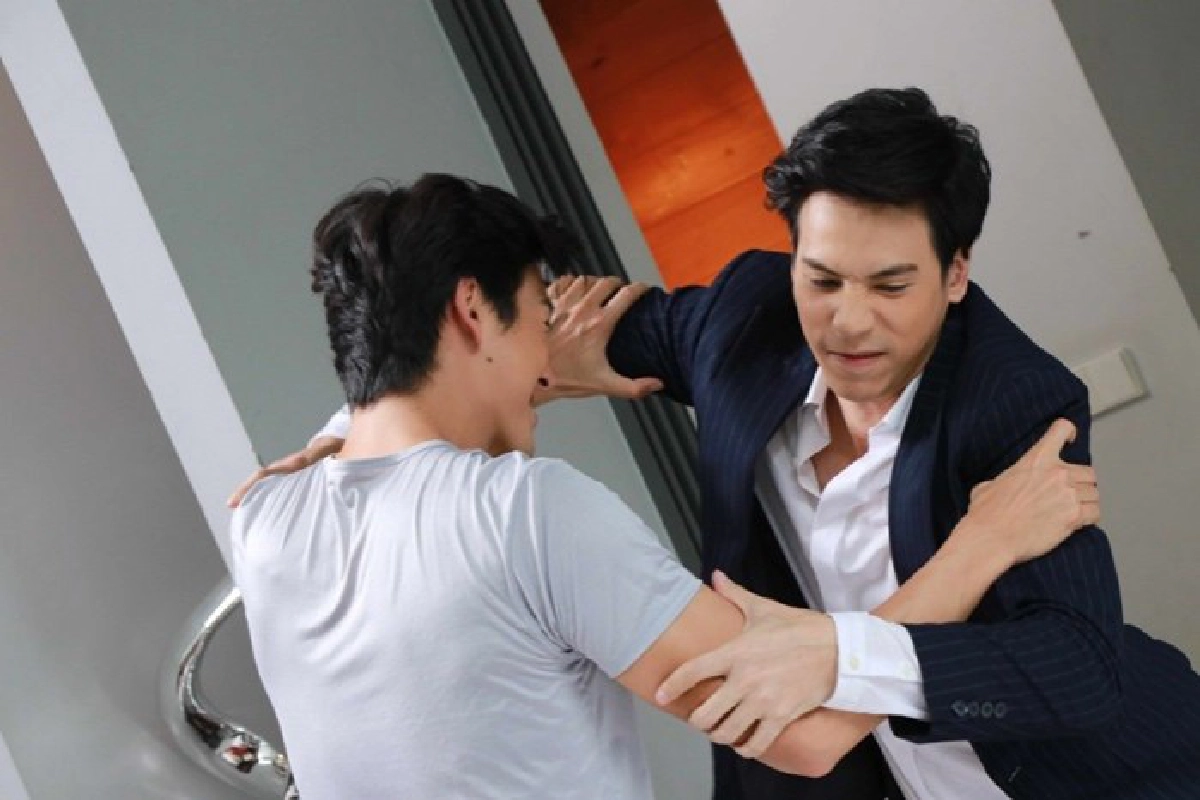 พุฒ-เจษ วางมวยกลางสระน้ำ ทำกอง สงครามนักปั้น 2  เดือด