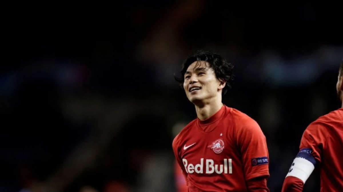 หงส์จ่อปิดดีล 'มินามิโนะ' ร่วมทีม หงส์จ่อปิดดีล 'มินามิโนะ' ร่วมทีม