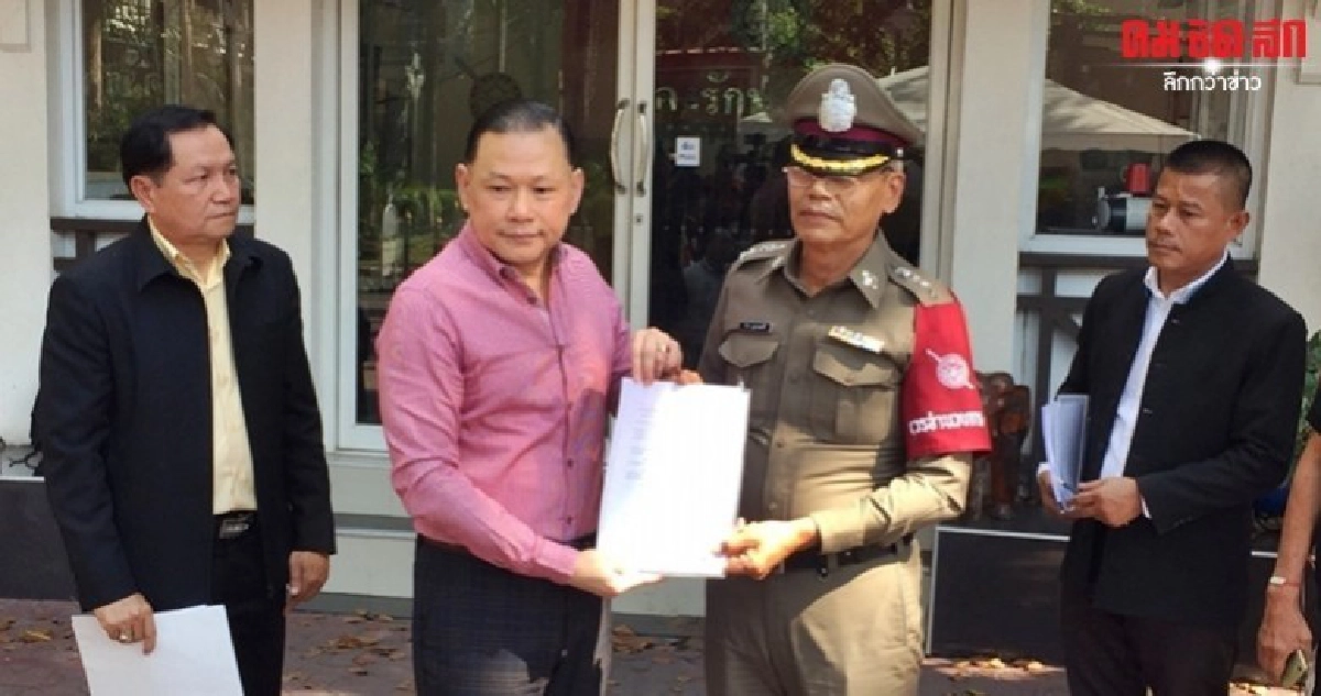 สันธนะ บุกเชิญ จักรทิพย์-วิระชัย รับฟังคดีตลาดดอนเมือง สันธนะ บุกเชิญ จักรทิพย์-วิระชัย รับฟังคดีตลาดดอนเมือง