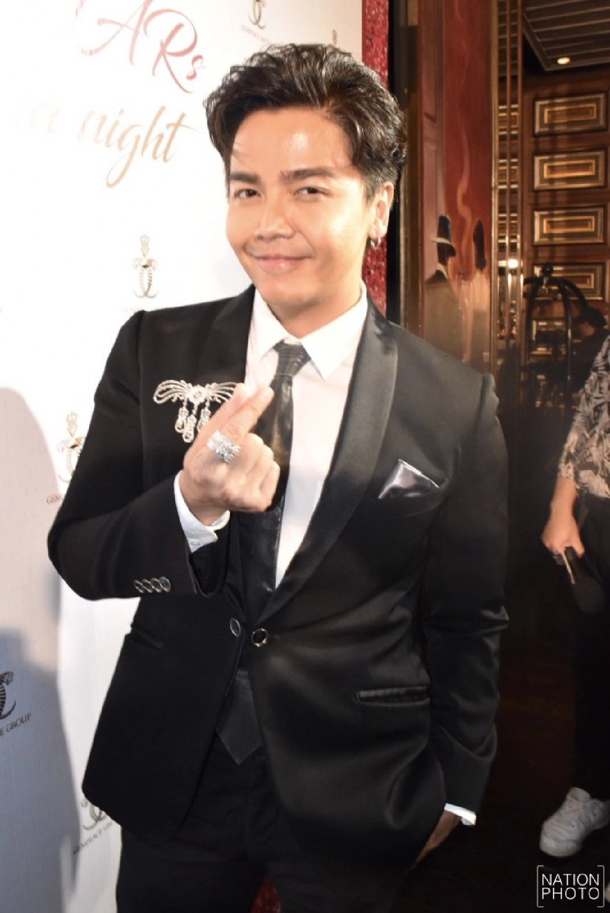 'พีเค' จ่ายค่างานแต่งจนกระเป๋าเบา