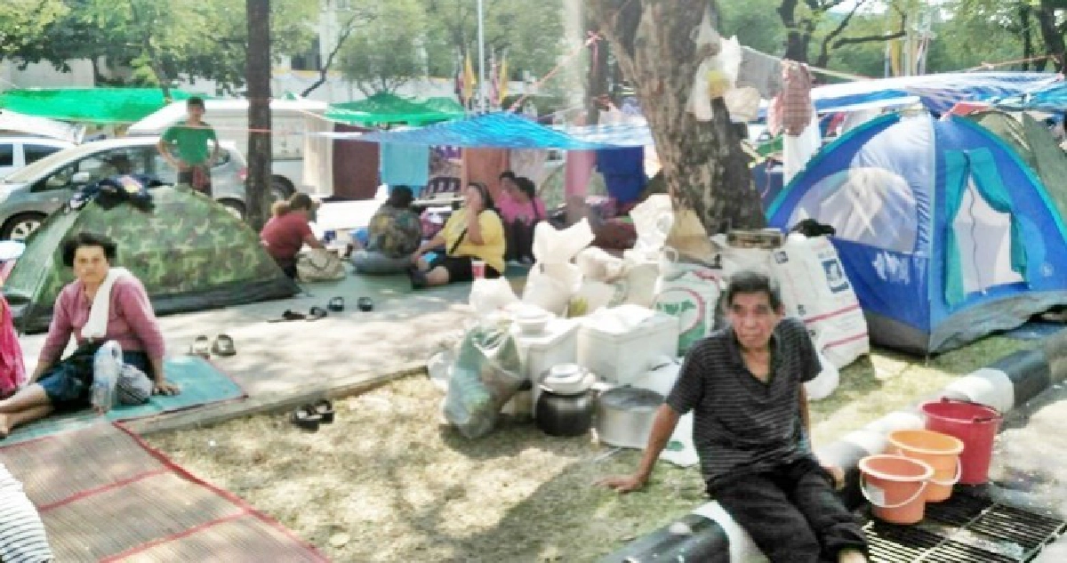 ม็อบประมง 22 จว.ปักหลักชุมนุมหน้ากระทรวงเกษตร