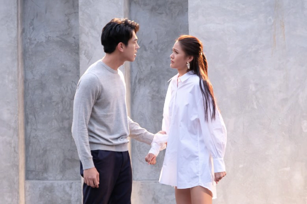 เพลง รักไปทำไม ของ 'แก้ม วิชญาณี' ยอดวิวทะลุหลักล้าน