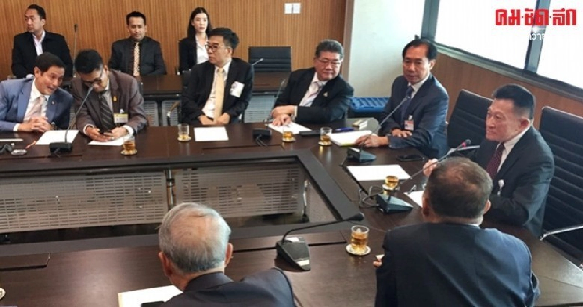 กมธ.แก้รธน.ซีกฝ่ายค้าน จ่อเสนอพิมพ์เขียวโละ ม.256 