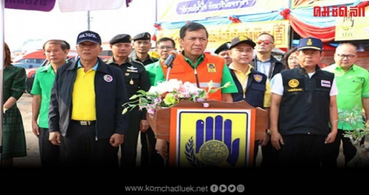 ผู้ว่าฯเปิดศูนย์ป้องกันลดอุบัติเหตุรณรงค์ขับขี่ปลอดภัย ผู้ว่าฯเปิดศูนย์ป้องกันลดอุบัติเหตุรณรงค์ขับขี่ปลอดภัย