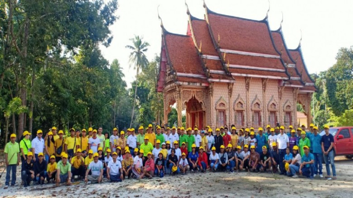 ชื่นชม!!กลุ่มเยาวชนเมืองคอน "ดร.โจยูธคลับ"รวมพลังจิตอาสาทำความดีพัฒนา 2 วัดดังรับปีใหม่ 2563 ชื่นชม!!กลุ่มเยาวชนเมืองคอน "ดร.โจยูธคลับ"รวมพลังจิตอาสาทำความดีพัฒนา 2 วัดดังรับปีใหม่ 2563