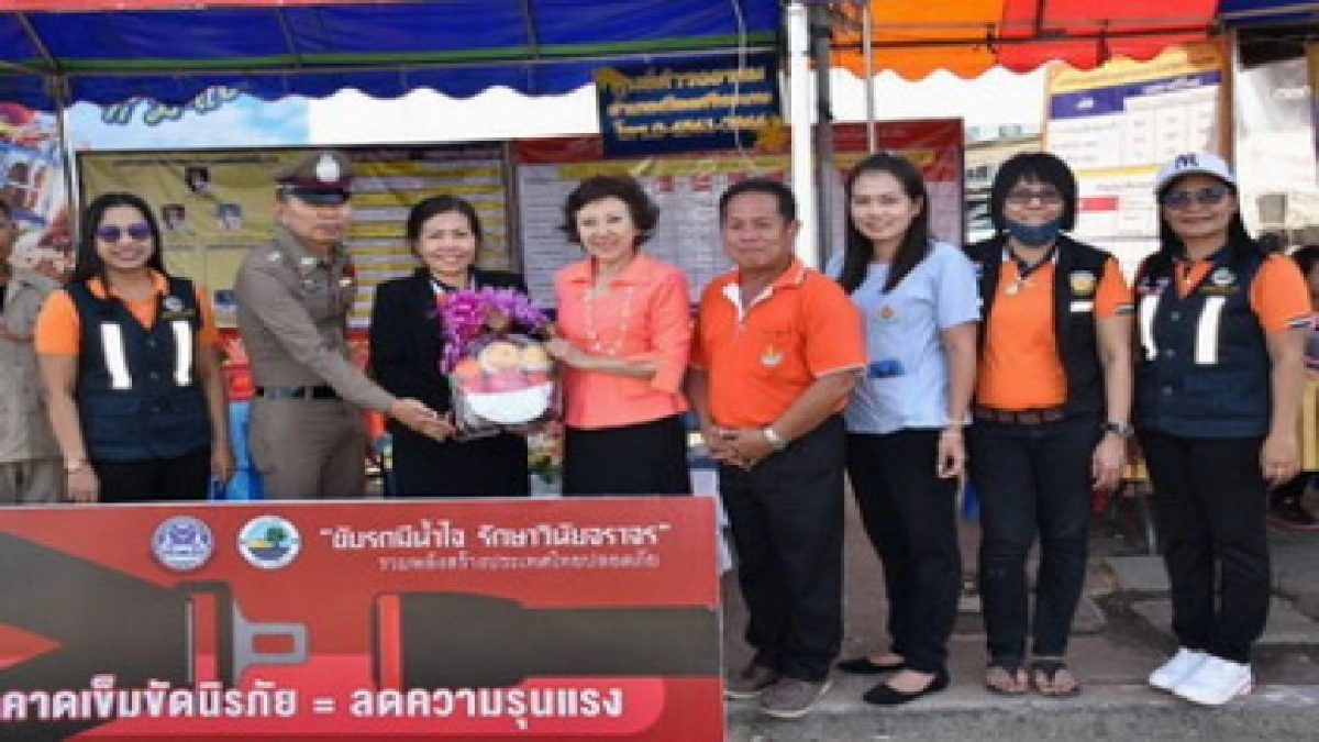 ปธ.สภาท่องเที่ยวศรีสะเกษ เยี่ยมหน่วยบริการปชช. ปธ.สภาท่องเที่ยวศรีสะเกษ เยี่ยมหน่วยบริการปชช.
