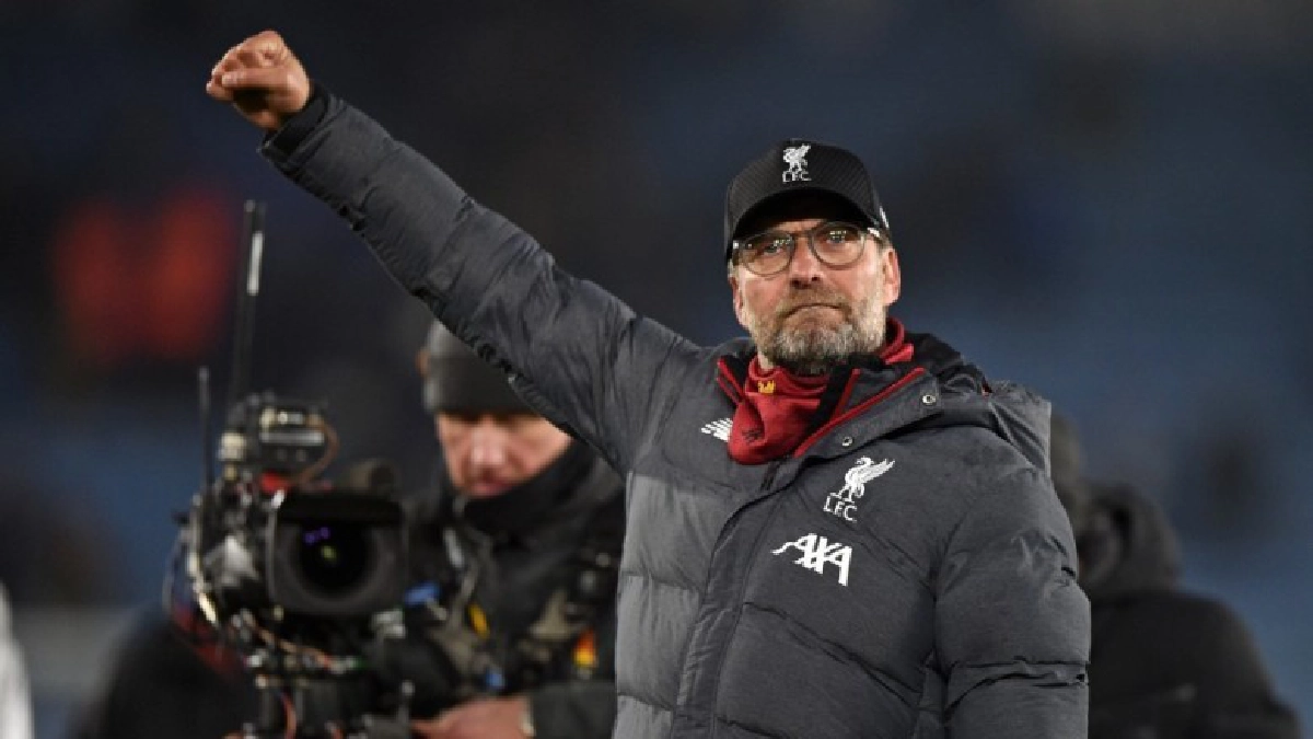 "37 เกม 32 ชัยชนะ 89 ประตู 101 แต้ม" หรือลิเวอร์พูลจะไร้พ่าย