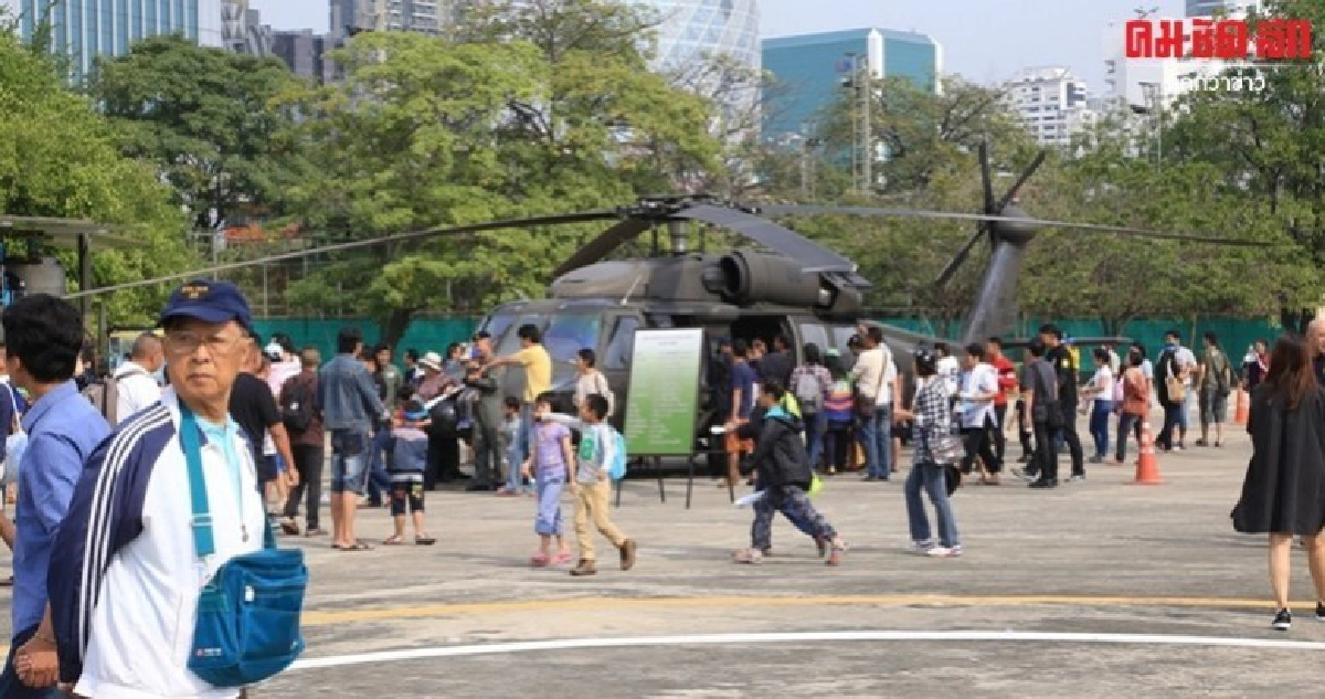 ลุงแดง ชวนหนูๆ ร่วมงานวันเด็ก พล.ม.2 รอ. ลุงแดง ชวนหนูๆ ร่วมงานวันเด็ก พล.ม.2 รอ.