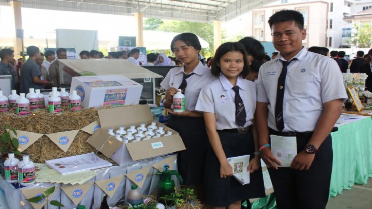 อาชีวะยุค 4.0 เน้นเรียนรู้วิชาชีพเพื่อสร้างอาชีพด้วยตัวเอง อาชีวะยุค 4.0 เน้นเรียนรู้วิชาชีพเพื่อสร้างอาชีพด้วยตัวเอง
