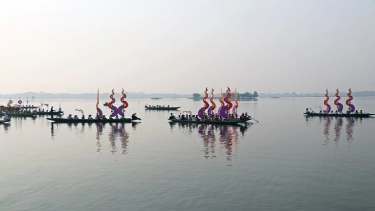 ม.พะเยาจับมือ วัฒนธรรม สืบสานประเพณีตานข้าวทิพย์ ทางเรือ ม.พะเยาจับมือ วัฒนธรรม สืบสานประเพณีตานข้าวทิพย์ ทางเรือ