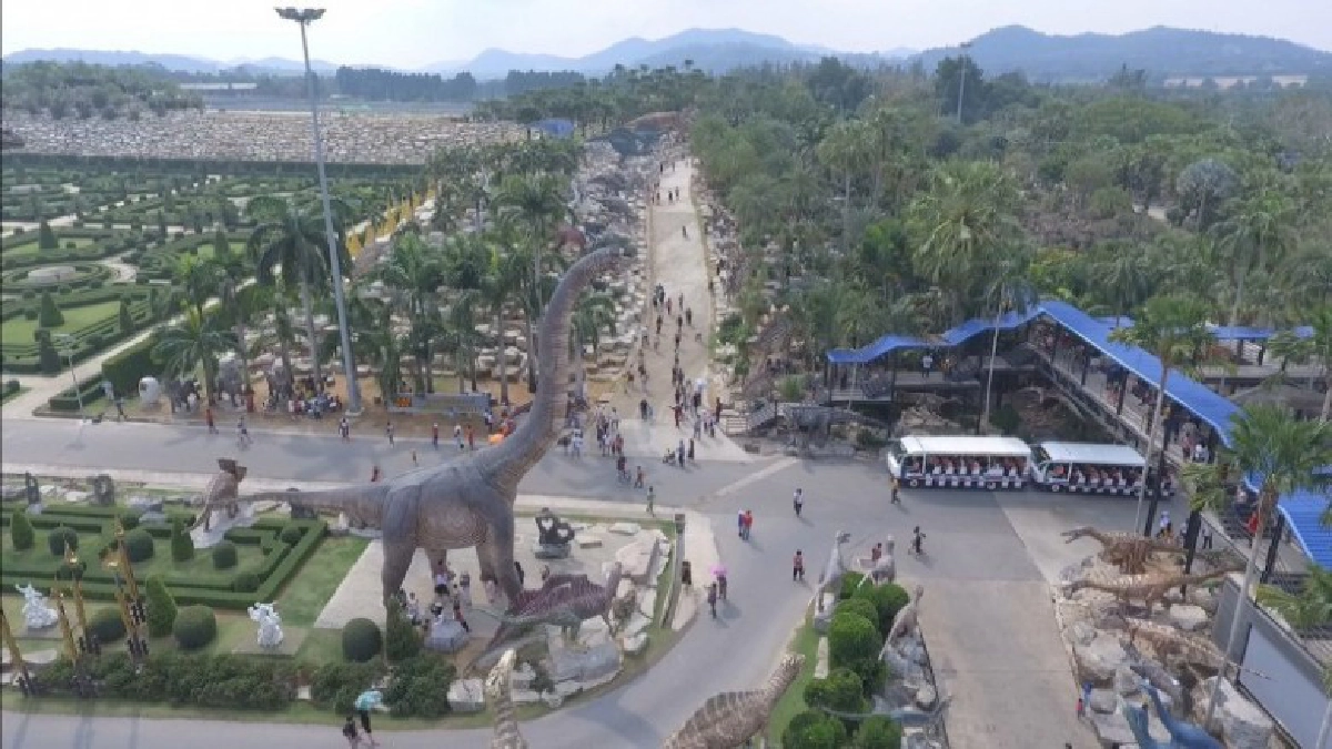 วันเด็กแห่งชาติ สวนนงนุชพัทยา มอบของขวัญให้แก่เด็ก เที่ยวฟรี วันเด็กแห่งชาติ สวนนงนุชพัทยา มอบของขวัญให้แก่เด็ก เที่ยวฟรี