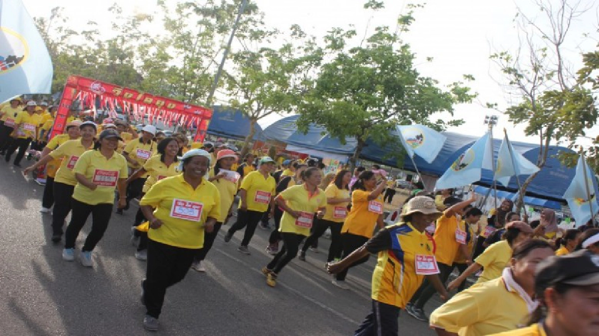 สาธารณสุขจังหวัดตรัง ตามกระแสการเมือง จัดกิจกรรม วิ่งไล่ยุง สาธารณสุขจังหวัดตรัง ตามกระแสการเมือง จัดกิจกรรม วิ่งไล่ยุง