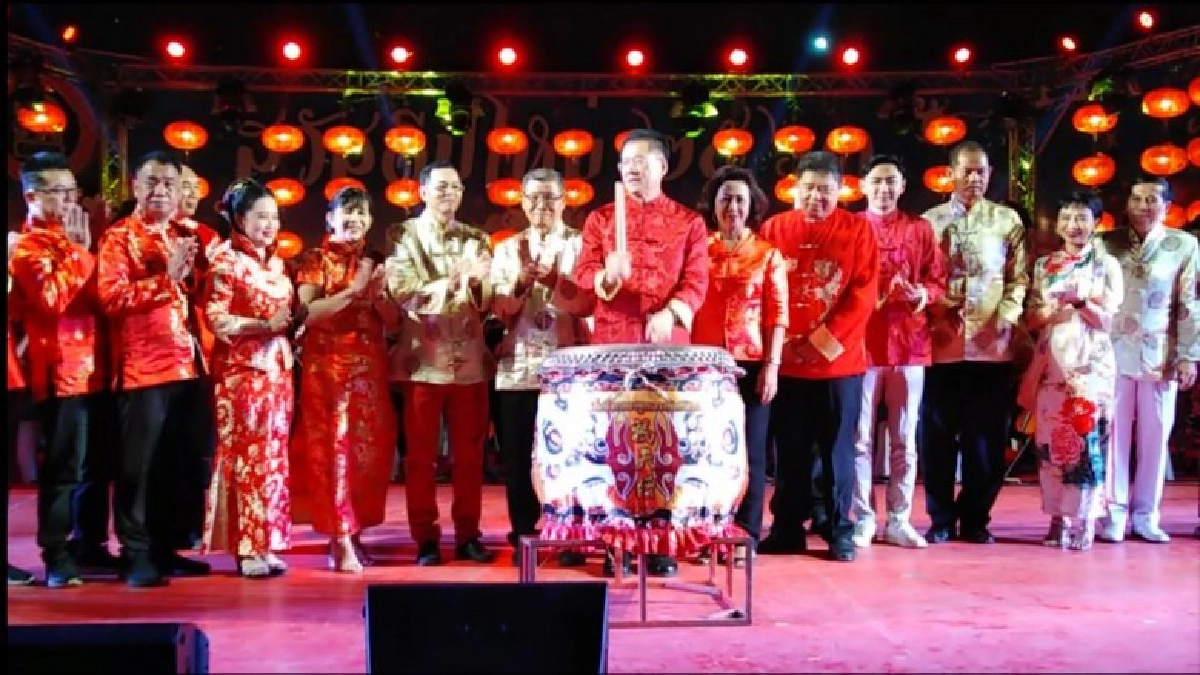 แห่ร่วมงาน 'ตรุษจีนโคราช จอมพลถนนหัวมังกร 2563' แห่ร่วมงาน 'ตรุษจีนโคราช จอมพลถนนหัวมังกร 2563'