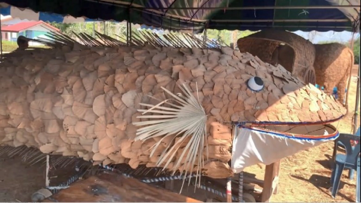 เตรียมปลาข่อใหญ่ไว้เปิดงาน เตรียมปลาข่อใหญ่ไว้เปิดงาน