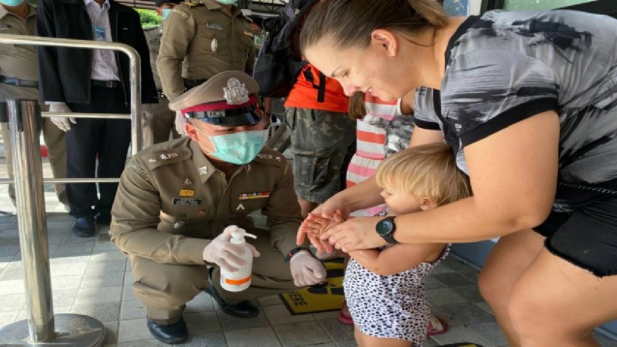 ยกระดับป้องกันควบคุม โคโรน่า  ตม. สตูลลุยเอง 