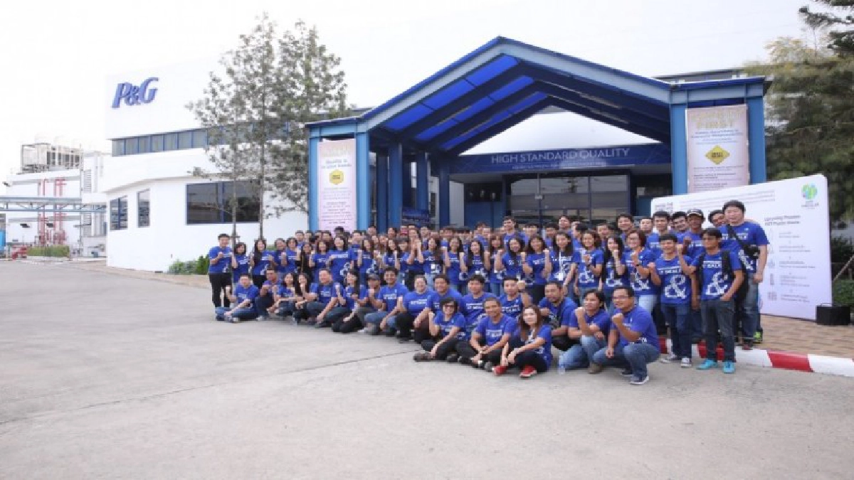 แปลงขยะเป็นบ้านเพื่อการอยู่อาศัยและรักษ์สิ่งแวดล้อม แปลงขยะเป็นบ้านเพื่อการอยู่อาศัยและรักษ์สิ่งแวดล้อม