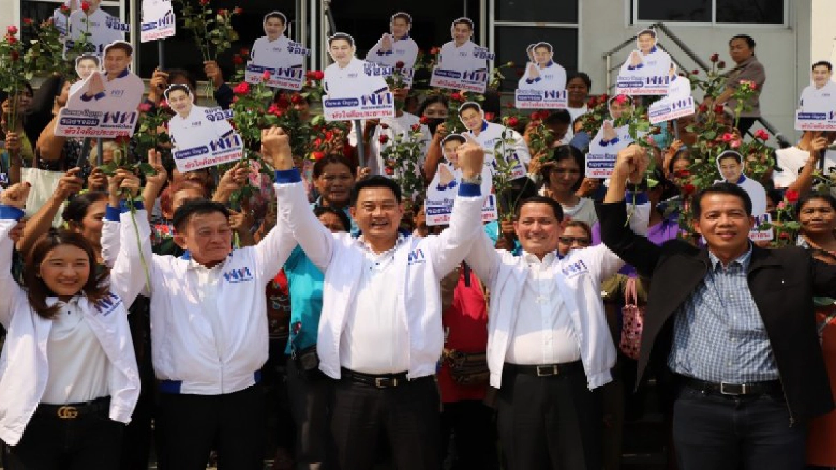 พรรคเพื่อไทยชนพลังประชารัฐ ส่งอดีตรองนายก อบจ.แข่ง พรรคเพื่อไทยชนพลังประชารัฐ ส่งอดีตรองนายก อบจ.แข่ง