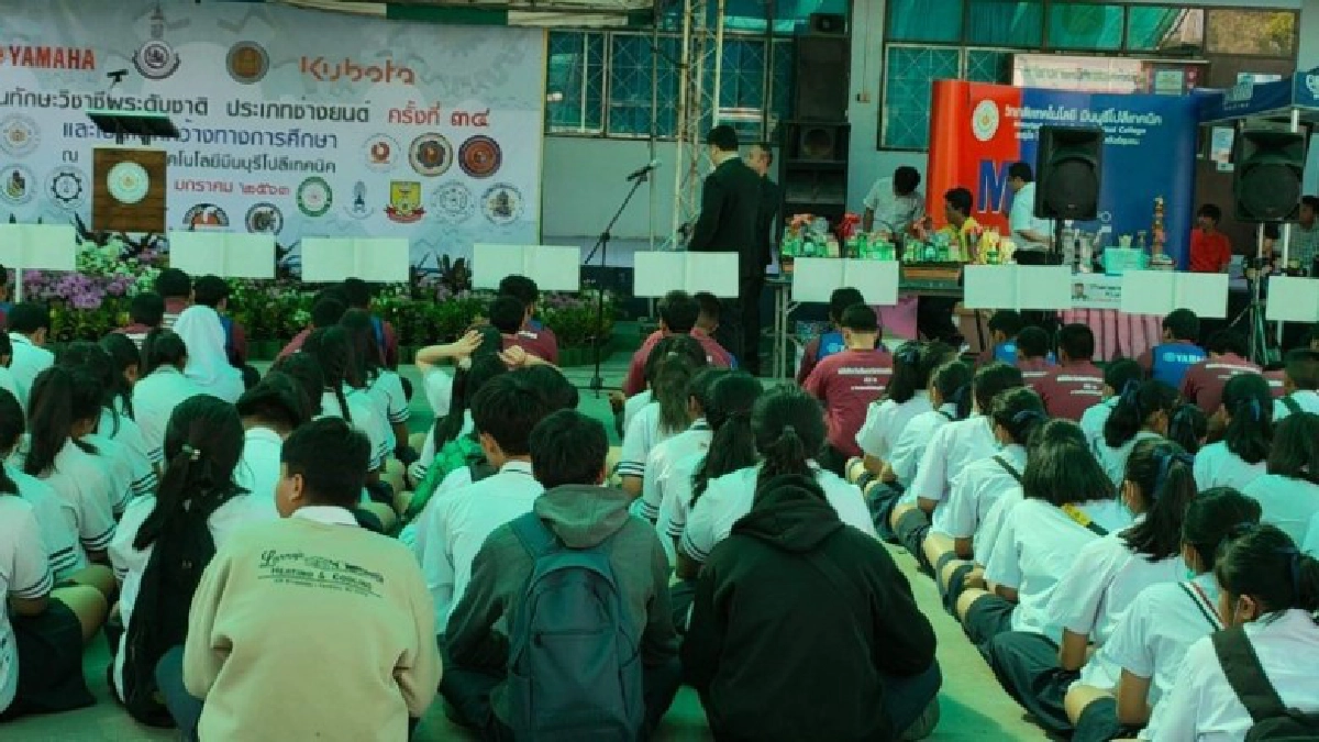 จัดการแข่งขันทักษะวิชาชีพ(สาขาช่างยนต์) จัดการแข่งขันทักษะวิชาชีพ(สาขาช่างยนต์)