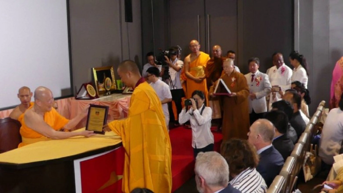 วัดพระธรรมกายครบรอบ50ปี