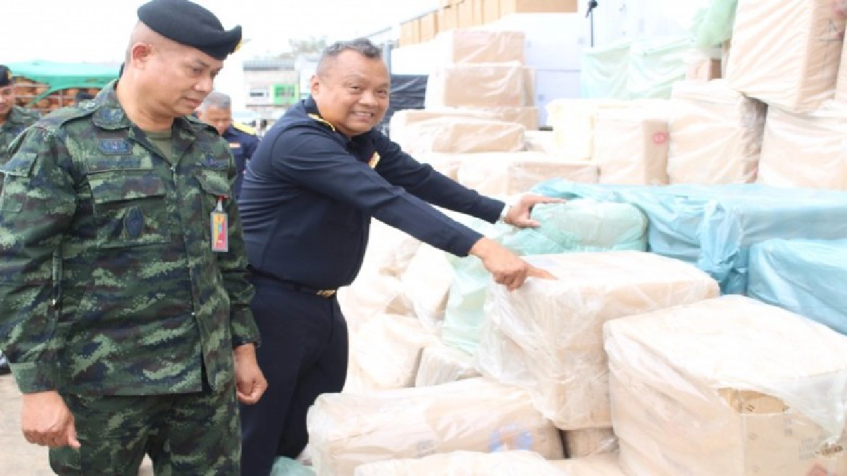 ศุลกากรตากใบ ฉก.นราฯ สรรพสามิตนราฯ ร่วมแถลงผลงานร่วมสกัดกั้นการกระทำผิดกฎหมาย จำนวน 30 แฟ้มคดีมูลค่ากว่า 22 ล้านบาท ศุลกากรตากใบ ฉก.นราฯ สรรพสามิตนราฯ ร่วมแถลงผลงานร่วมสกัดกั้นการกระทำผิดกฎหมาย จำนวน 30 แฟ้มคดีมูลค่ากว่า 22 ล้านบาท