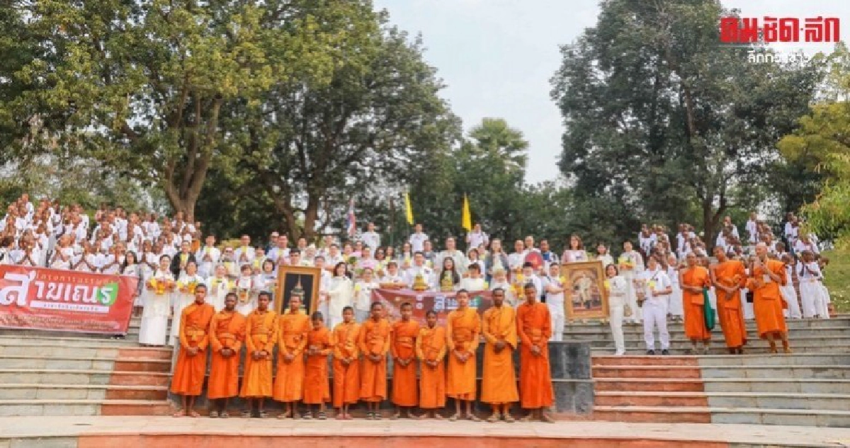 คนดังรวมพลทำบุญใหญ่บวชเด็กที่อินเดียกว่า 251 รูป คนดังรวมพลทำบุญใหญ่บวชเด็กที่อินเดียกว่า 251 รูป