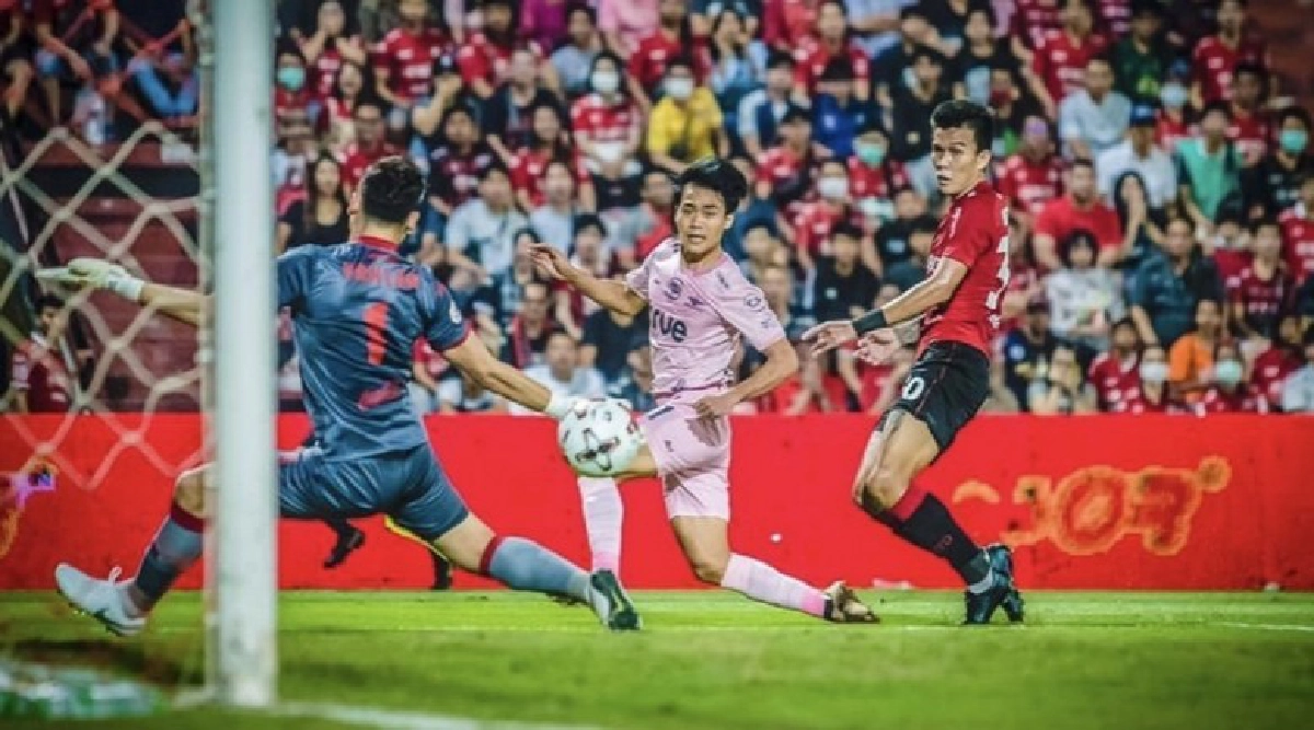 แข้งเทพ บุกพิชิต กิเลน 2-1
