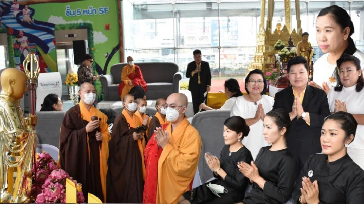 โคราช จัดกิจกรรม"เสริมมงคล สวดมนต์ สมาธิเพื่อสันติสุข แห่งนครราชสีมา" สร้างขวัญและกำลังใจให้คนทั้งประเทศ ได้มีสติ ใช้ชีวิตอย่างมีความสุข โคราช จัดกิจกรรม"เสริมมงคล สวดมนต์ สมาธิเพื่อสันติสุข แห่งนครราชสีมา" สร้างขวัญและกำลังใจให้คนทั้งประเทศ ได้มีสติ ใช้ชีวิตอย่างมีความสุข