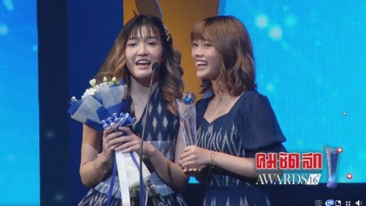 สมเกียรติ"Where We Belong"คว้าภาพยนตร์ไทยยอดนิยม สมเกียรติ"Where We Belong"คว้าภาพยนตร์ไทยยอดนิยม