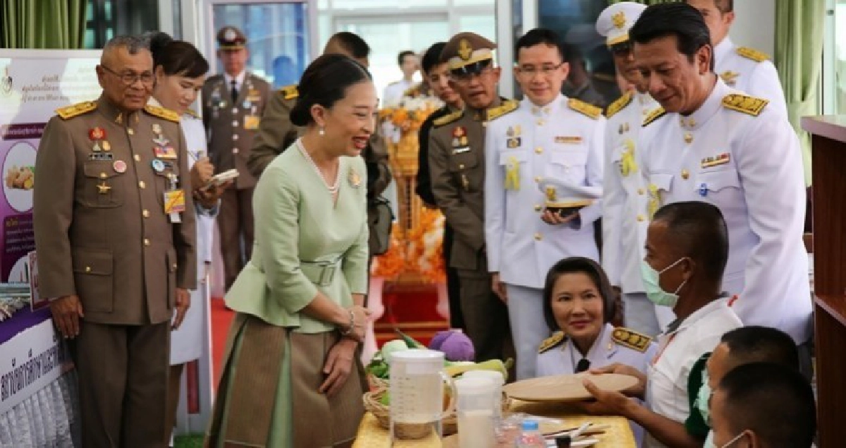 กรมหลวงราชสาริณีสิริพัชรฯ พระราชทานเครื่องมือแพทย์ กรมหลวงราชสาริณีสิริพัชรฯ พระราชทานเครื่องมือแพทย์
