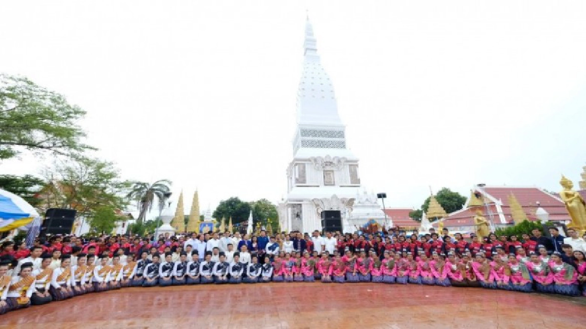 อลังการโชว์วัฒนธรรมวิถีชีวิตไทญ้องานนมัสการพระธาตุท่าอุเทน อลังการโชว์วัฒนธรรมวิถีชีวิตไทญ้องานนมัสการพระธาตุท่าอุเทน