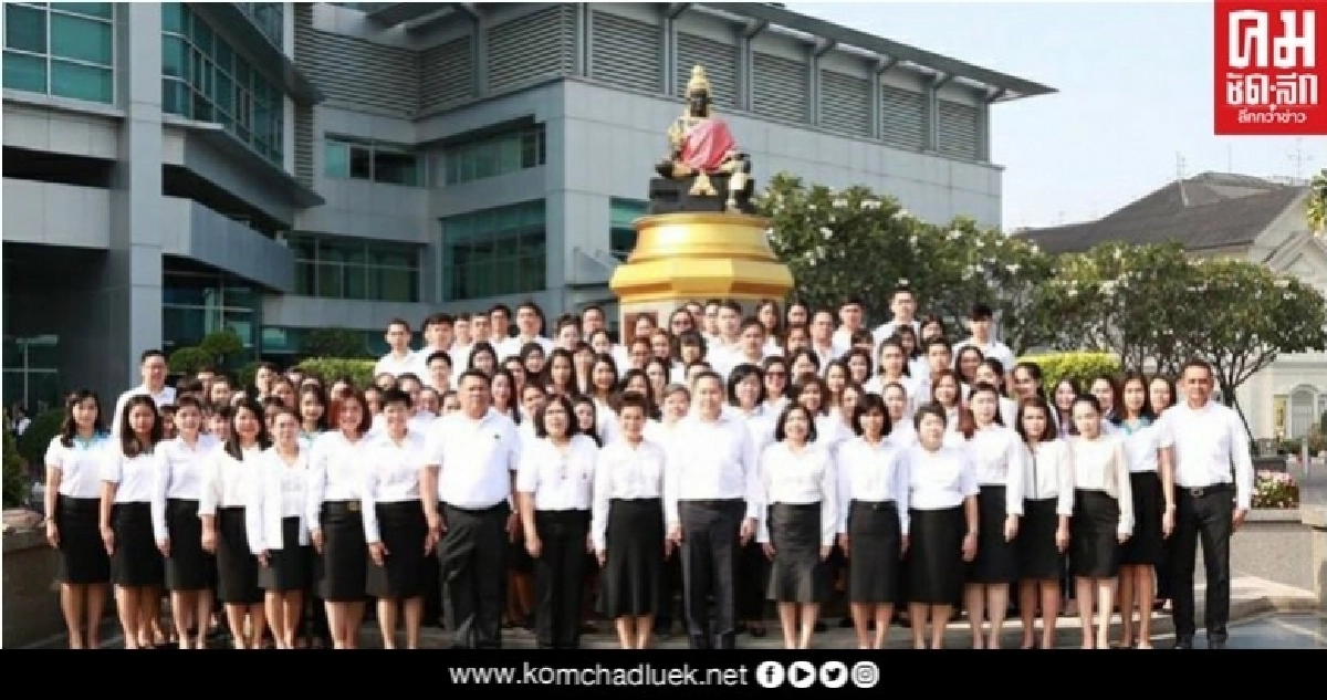 ข้าราชการ พม. เทิดพระเกียรติพระราชินีฯ ลงชุมชนทั่วกรุงเทพฯ ช่วยผู้เดือดร้อน