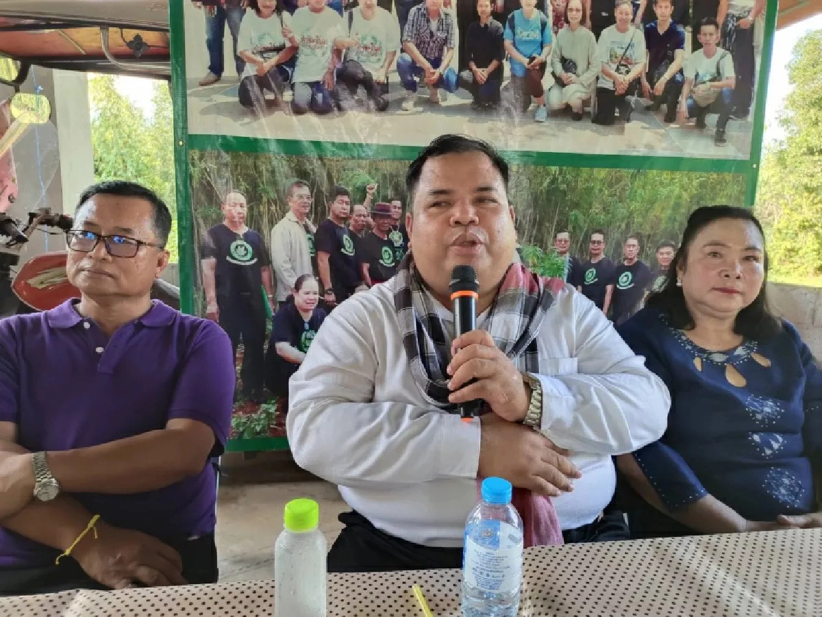 "อานนท์ แสนน่าน"ระดมอดีตประธานหมู่บ้านเสื้อแดงอีสานปกป้องสถาบันพระมหากษัตริย์ (คลิป)