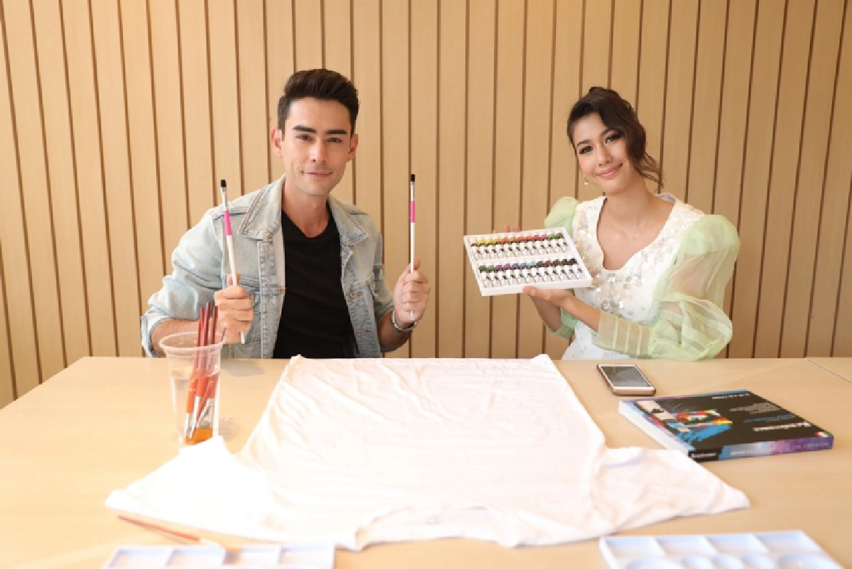 "พิ้งค์พลอย" ชวน "หลุยส์" พักบู๊ ควงคู่โชว์งานศิลปะ