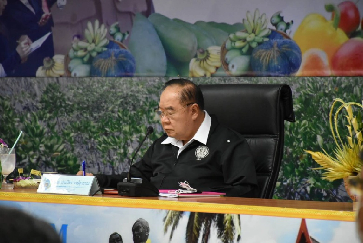 'บิ๊กป้อม' สั่ง 5 เสือ แก้ปัญหาความยากจน