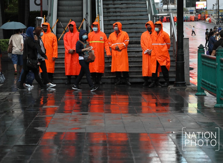 ตำรวจชิงพื้นที่'ม็อบ' ประกาศปิดแยกราชประสงค์